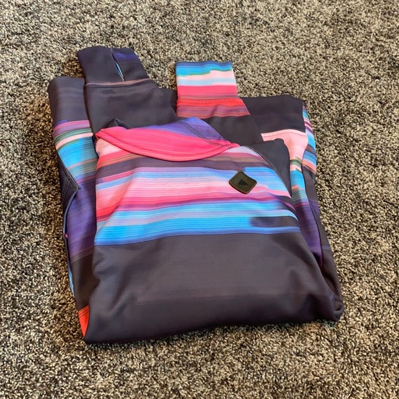 Burton’s sweater - Picture 1 of 6